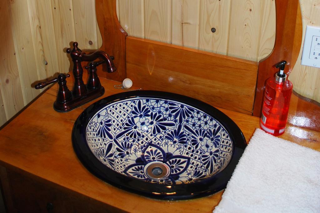 Auberge De La Riviere Matapedia - Matapedia River Lodge Routhierville المظهر الخارجي الصورة