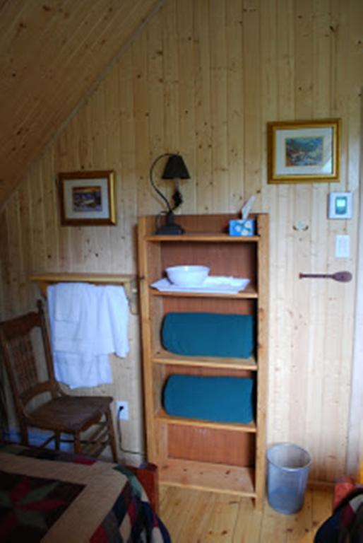 Auberge De La Riviere Matapedia - Matapedia River Lodge Routhierville الغرفة الصورة