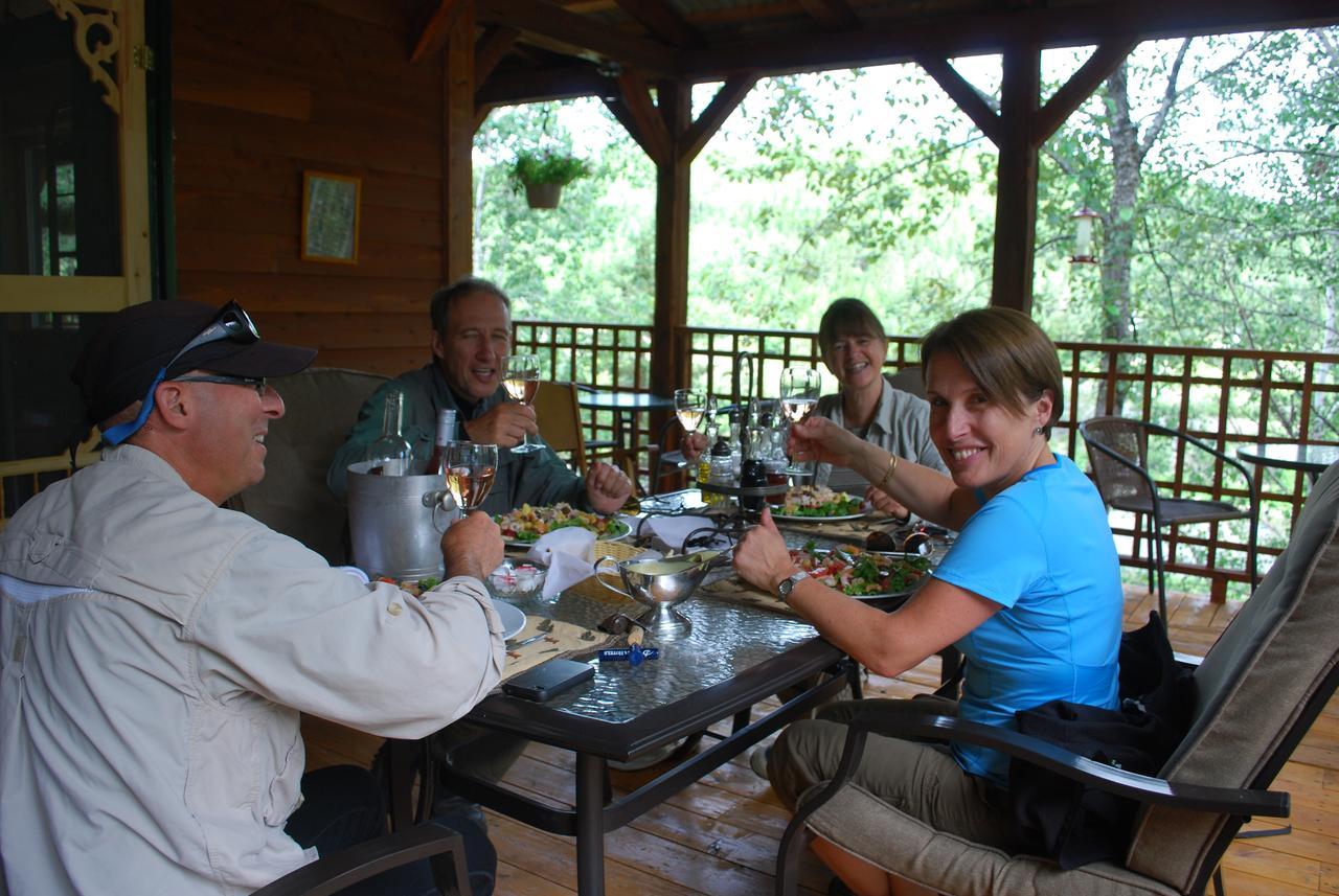 Auberge De La Riviere Matapedia - Matapedia River Lodge Routhierville المظهر الخارجي الصورة