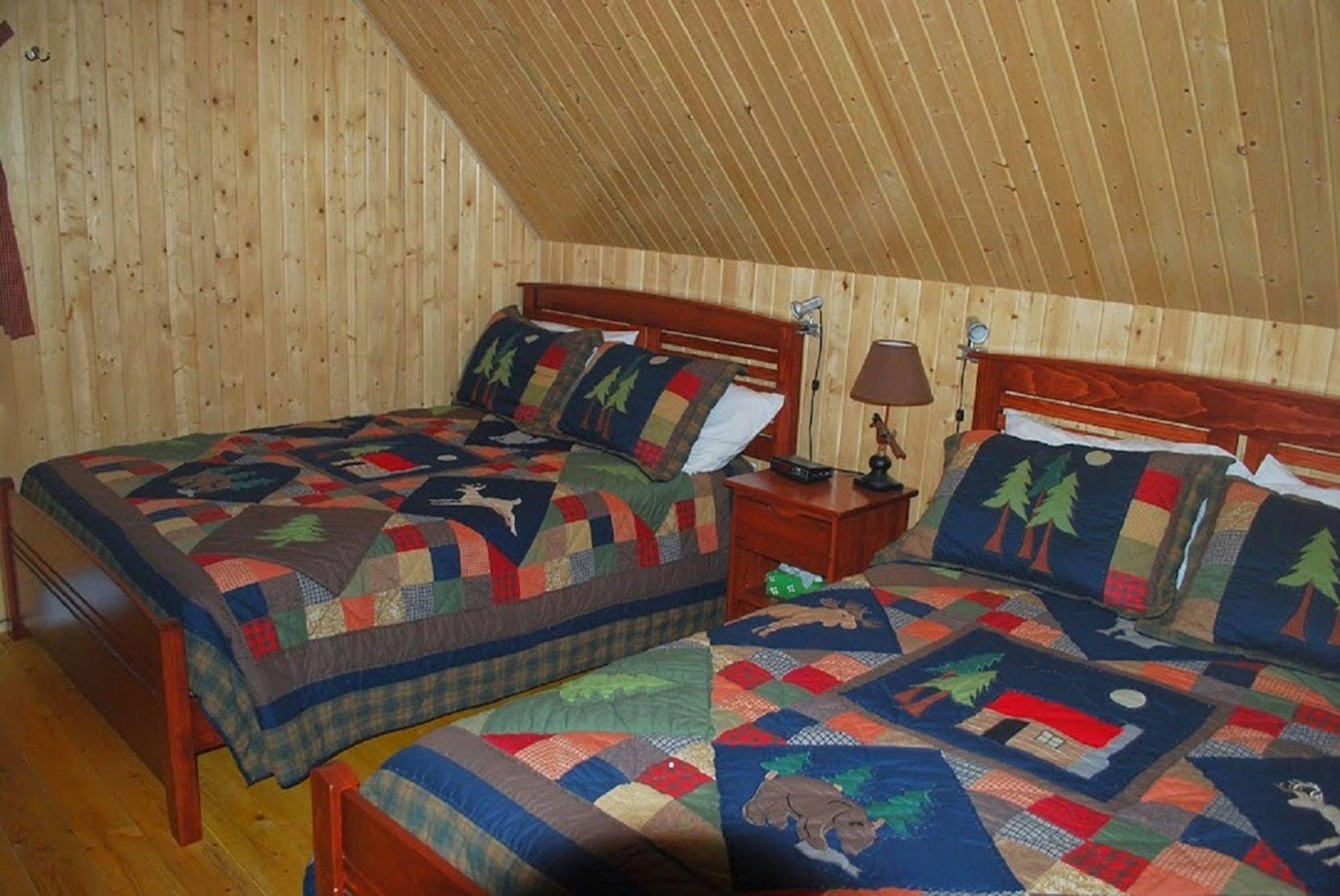 Auberge De La Riviere Matapedia - Matapedia River Lodge Routhierville المظهر الخارجي الصورة